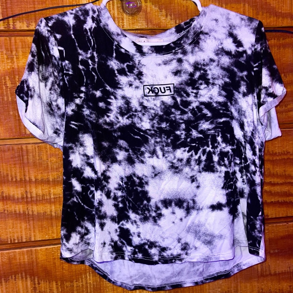 L.A. Hearts Cropped Shirt Size M